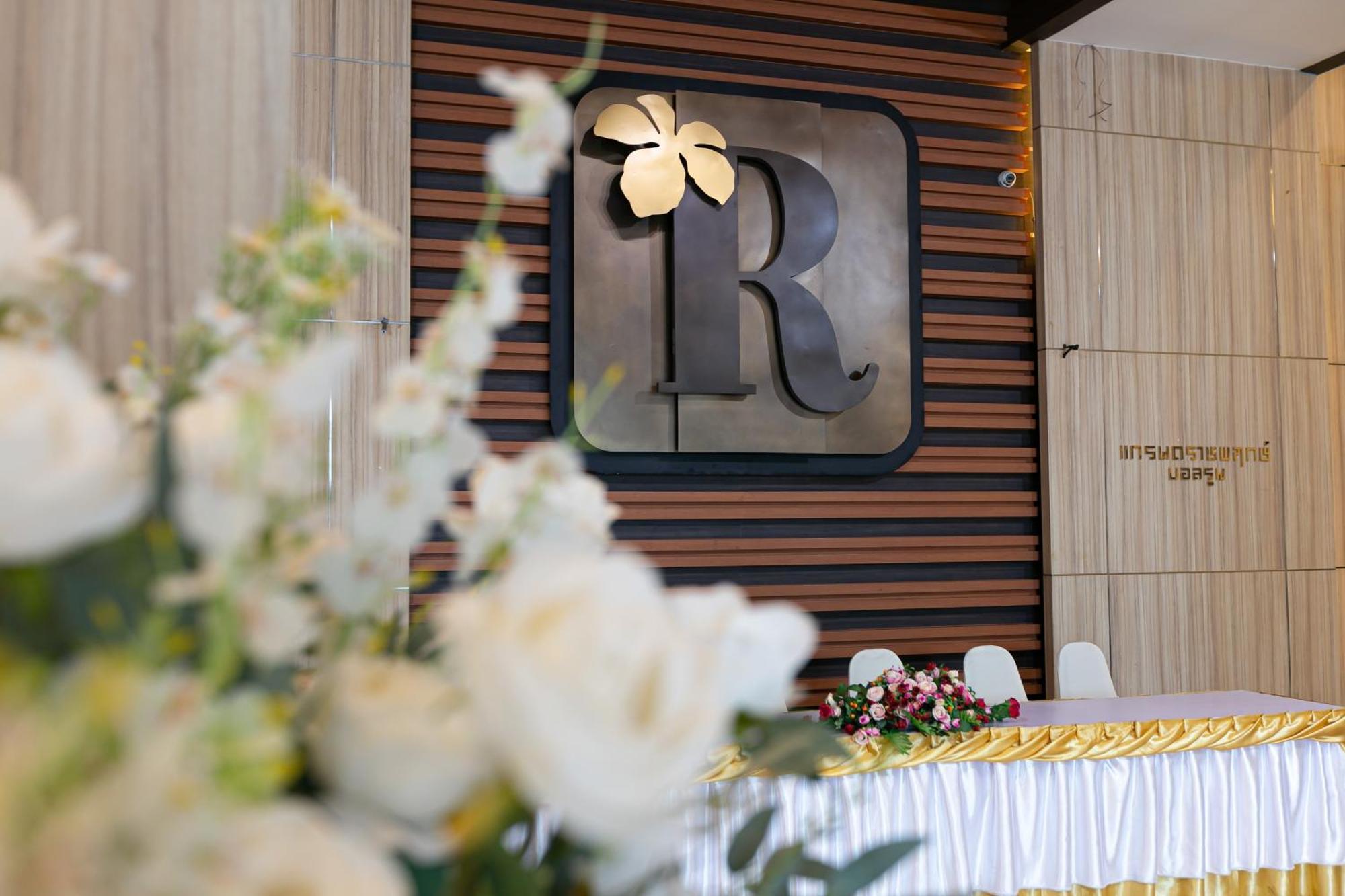 Grand Ratchapruek Hotel Pak Kret Eksteriør billede